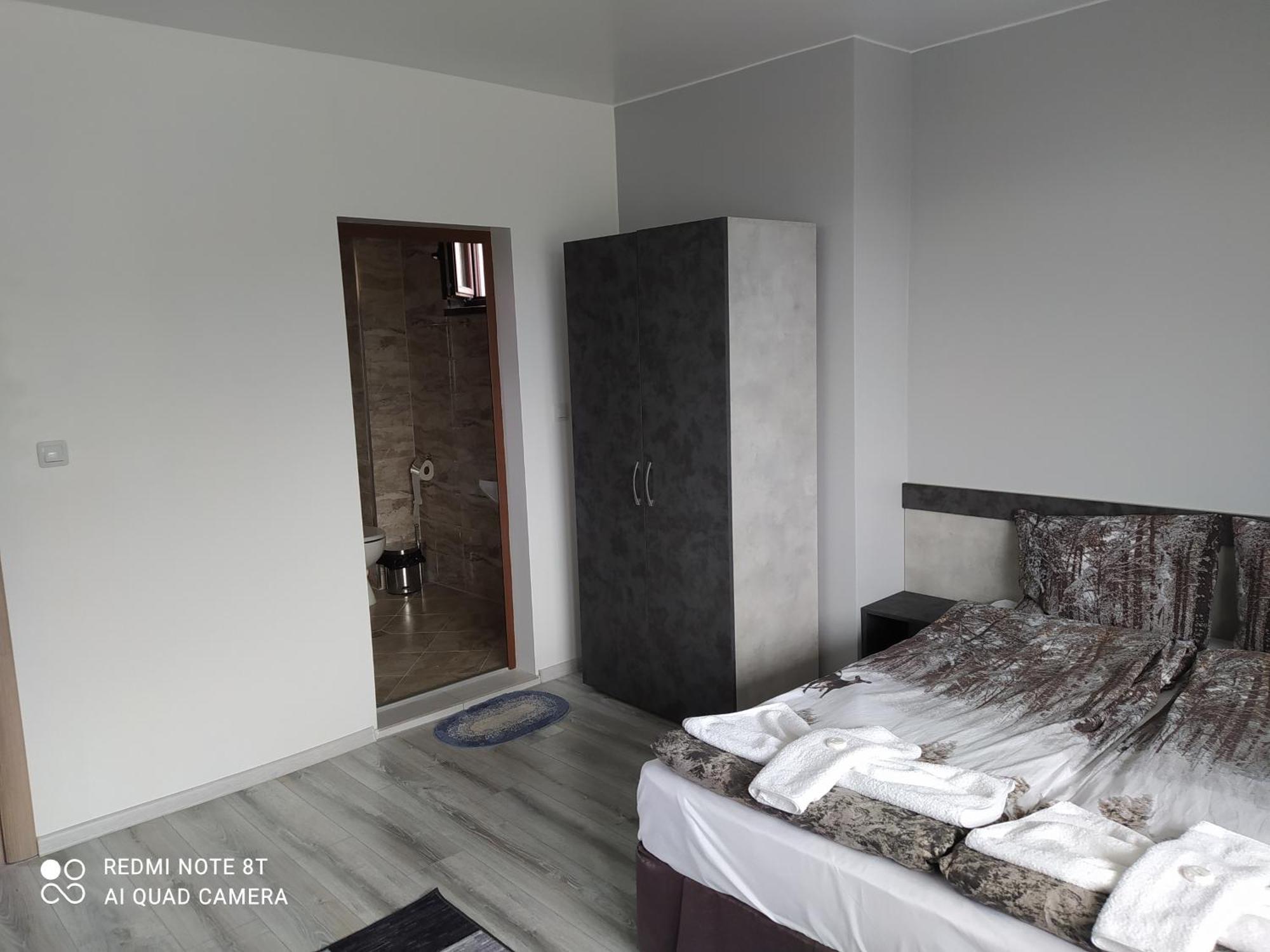 Вили Елеганс Сърница Zimmer foto